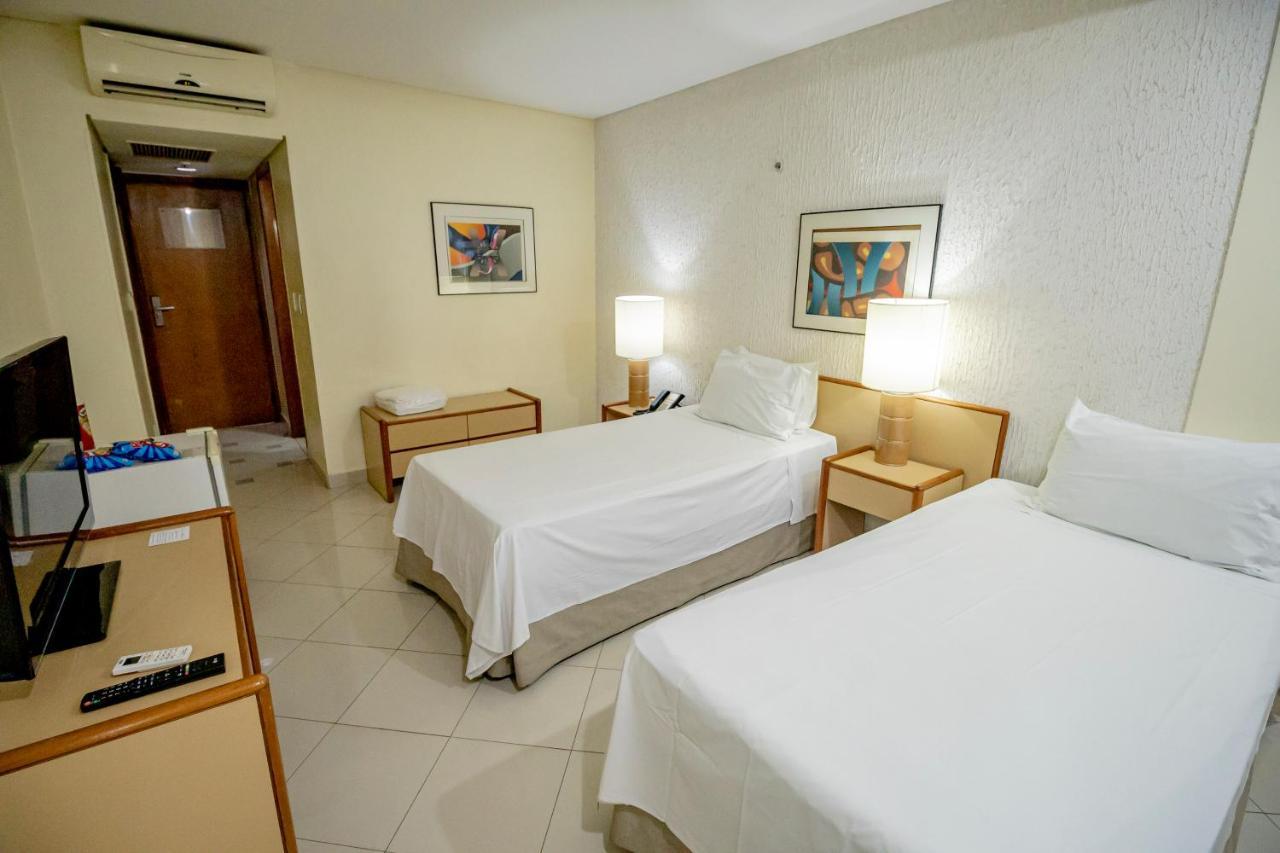 Like Ue Hotel Гояния Экстерьер фото