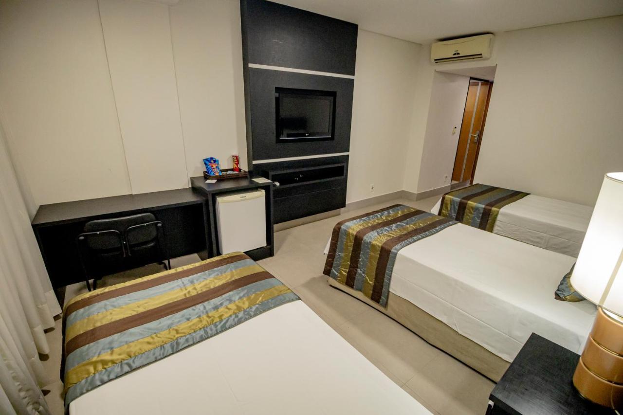 Like Ue Hotel Гояния Экстерьер фото