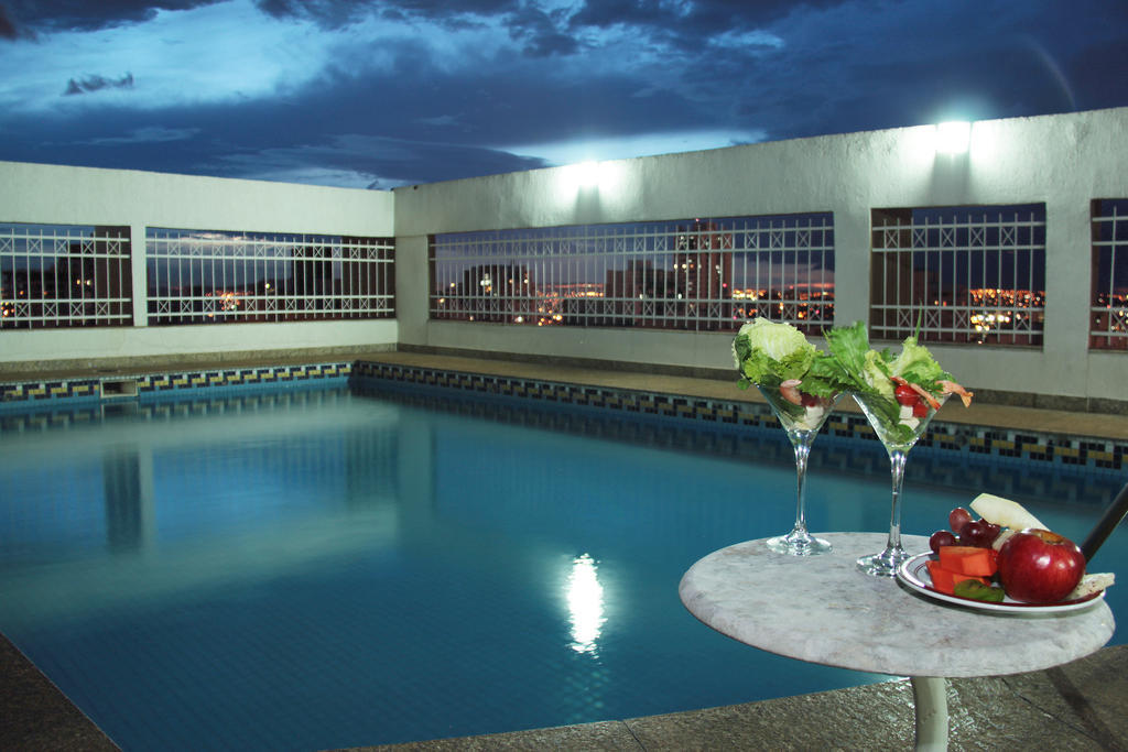 Like Ue Hotel Гояния Экстерьер фото